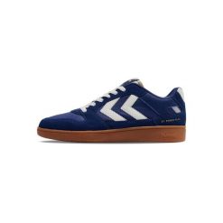 Sneakersy Hummel St. Power Play SP. Niebieskie obuwie sportowe damskie Hummel, bez wzorów, bez zapięcia. Za 303.00 zł.