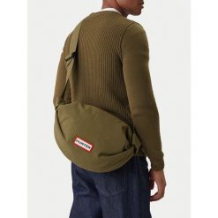 Torba sportowa Hunter. Brązowe torby sportowe męskie Hunter, bez wzorów, małe. Za 99.99 zł.