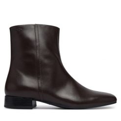 Botki Vagabond Shoemakers. Brązowe botki damskie Vagabond Shoemakers, bez wzorów, bez obcasa, na płaskiej podeszwie, bez zapięcia. Za 649.99 zł.