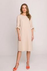 Klasyczna elegancka sukienka trapezowa beżowa. Brązowe sukienki damskie Stylove, do pracy, l, bez wzorów, z materiału, biznesowe, bez kołnierzyka, bez ramiączek, midi, proste. Za 299.00 zł.