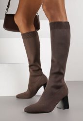 Brązowe Eleganckie Kozaki VICES na Słupku ze Skarpetkową Cholewką Mialles. Brązowe kozaki damskie Born2be, bez wzorów, z jeansu, bez obcasa, na obcasie, bez zapięcia. Za 149.99 zł.