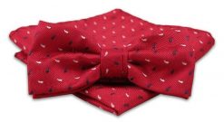 Krwista Czerwona Mucha Męska -ALTIES- z Taką Samą Poszetką, w Biało-Granatowe Łezki, Paisley. Czerwone krawaty i muchy Alties, bez wzorów, eleganckie. Za 54.00 zł.