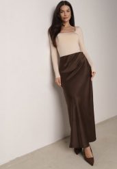 Brązowa Satynowa Spódnica Maxi Shapas. Brązowe spódnice damskie Born2be, l, bez wzorów, z satyny, z podwyższonym stanem, maxi. Za 109.99 zł.