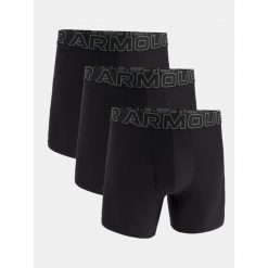 Bokserki męskie Under Armour M Perf Tech 6in Mix Mix, 3-pak. Czarne bokserki męskie Under Armour, bez wzorów. Za 272.99 zł.
