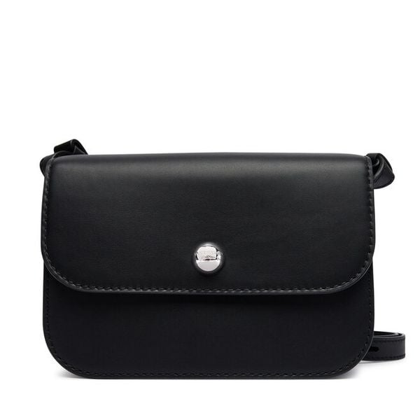 Torebka Weekend Max Mara. Czarne listonoszki damskie Weekend Max Mara, bez wzorów, bez dodatków. Za 1,479.00 zł.