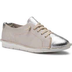 Półbuty LASOCKI - M408 Beige 1. Brązowe półbuty damskie Lasocki, bez wzorów, ze skóry, bez obcasa, na płaskiej podeszwie, bez zapięcia. Za 159.99 zł.