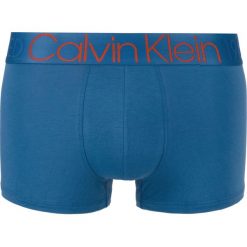 Calvin Klein Bokserki Niebieski. Niebieskie bokserki męskie Calvin Klein, bez wzorów, z bawełny. Za 133.95 zł.