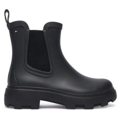Kalosze Tommy Hilfiger. Czarne kalosze damskie Tommy Hilfiger, bez wzorów, bez zapięcia. Za 449.99 zł.