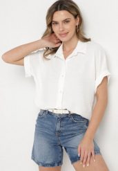 Biała Koszula z Krótkim Rękawem Natenna. Białe koszule damskie Born2be, bez wzorów, z jeansu, eleganckie, bez kołnierzyka, bez ramiączek. Za 59.99 zł.