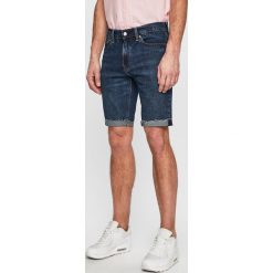 Levi's - Szorty. Niebieskie szorty męskie Levi's®, bez wzorów, z bawełny, casualowe. W wyprzedaży za 149.90 zł.