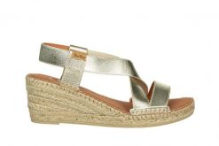 Sandały Toni Pons Tura-RC Platinum 204008, Złoty, Skóra naturalna - 39. Żółte sandały damskie TONI PONS, bez wzorów, z bawełny, bez obcasa, bez zapięcia. W wyprzedaży za 197.10 zł.