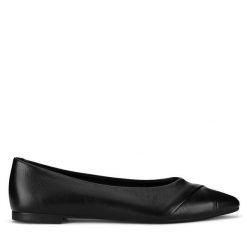 Baleriny Lasocki. Czarne balerinki damskie Lasocki, bez wzorów, bez obcasa, bez zapięcia. Za 169.99 zł.