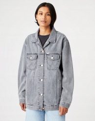 WRANGLER HERITAGE JACKET DAMSKA KURTKA JEANSOWA STORM BLACK W4364442V 112146050. Czarne kurtki damskie Wrangler, xl, bez wzorów, z jeansu, bez kaptura. Za 259.99 zł.