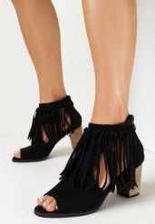 Czarne Botki na Obcasie Peep Toe z Frędzlami Divas. Czarne botki damskie Born2be, z aplikacjami, z otwartym noskiem, bez obcasa, na obcasie, bez zapięcia. Za 64.99 zł.