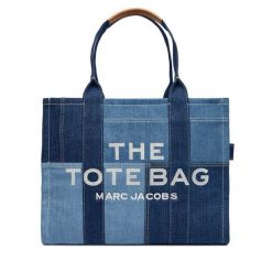 Torebka Marc Jacobs. Niebieskie shopperki damskie Marc Jacobs, bez wzorów, z denimu, bez dodatków. Za 1,399.00 zł.