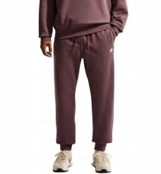 Nike Spodnie męskie Club brązowe FN3801 502 M. Brązowe spodnie sportowe męskie Nike, m, bez wzorów. Za 242.98 zł.