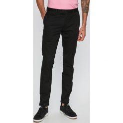 Polo Ralph Lauren - Spodnie. Czarne eleganckie spodnie męskie Polo Ralph Lauren, bez wzorów, z bawełny. Za 639.90 zł.
