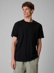 4F T-shirt regular gładki męski - czarny S. Czarne t-shirty męskie 4F, m, bez wzorów, z bawełny, bez kołnierzyka, bez ramiączek. Za 59.99 zł.