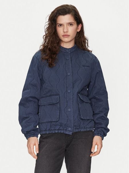 Mustang Kurtka jeansowa Belva 1016132 Niebieski Relaxed Fit. Niebieskie kurtki damskie Mustang, xs, bez wzorów, z bawełny, bez kaptura. Za 309.99 zł.