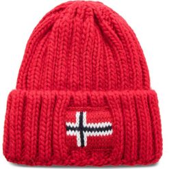 Czapka NAPAPIJRI - K Semiury 2 N0YID2 Pop Red R41. Czerwone czapki damskie Napapijri, bez wzorów, z materiału. W wyprzedaży za 139.00 zł.