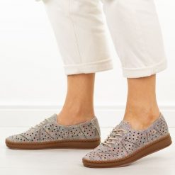 Multi skórzane półbuty damskie Filippo Dp6830/26. Półbuty damskie Filippo, na lato, bez wzorów, z jeansu, casualowe, bez obcasa, bez zapięcia. W wyprzedaży za 192.72 zł.