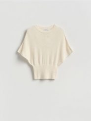 Sweter z kimonowym rękawem - kremowy. Białe swetry nierozpinane damskie Reserved, l, bez wzorów, z bawełny, bez kołnierzyka, bez ramiączek. Za 119.99 zł.