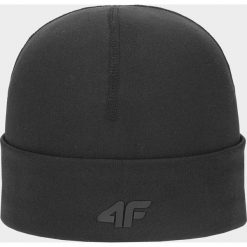 Czapka do biegania uniseks. Czapki damskie 4F, bez wzorów, z dzianiny. Za 69.99 zł.