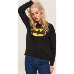 Bluza z nadrukiem Batman - Czarny. Czarne bluzy damskie House, l, bez wzorów, bez ramiączek, bez kaptura. Za 89.99 zł.