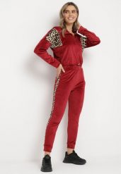 Bordowy Welurowy Komplet Dresowy Krótka Bluza i Spodnie z Wstawkami w Cętki Kilima. Czerwone bluzy damskie Born2be, m, bez wzorów, z dresówki, bez ramiączek, bez kaptura. Za 79.99 zł.