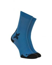 Skarpety X-Socks Bike Perform Crew Blue. Niebieskie skarpety męskie X-Socks, bez wzorów. Za 78.00 zł.