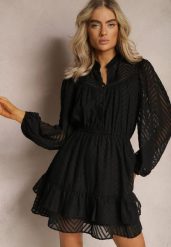 Czarna Sukienka Mini w Skośne Paski o Rozkloszowanym Fasonie z Gumką w Talii Tennari. Czarne sukienki damskie Renee, l, z aplikacjami, z materiału, bez kołnierzyka, bez ramiączek, mini, rozkloszowane. Za 149.99 zł.