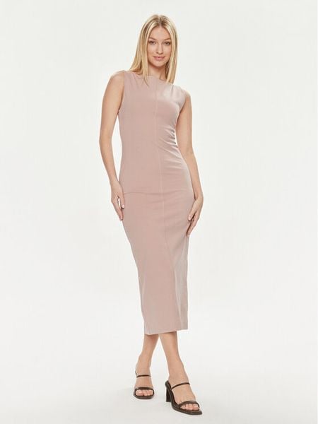 ViCOLO Sukienka codzienna TB0109 Beżowy Slim Fit. Brązowe sukienki damskie ViCOLO, na co dzień, m, bez wzorów, z syntetyku, bez kołnierzyka, bez ramiączek, proste. Za 199.99 zł.