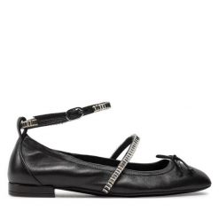 Baleriny Stuart Weitzman. Czarne balerinki damskie Stuart Weitzman, bez wzorów, bez obcasa, bez zapięcia. Za 1,699.00 zł.