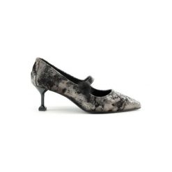 Made in Italia Szpilki damskie CAROLINA. Szpilki damskie Made in Italia, bez wzorów, bez obcasa, na szpilce, bez zapięcia. Za 313.00 zł.