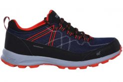 Buty trekkingowe męskie Regatta Samaris Lite Low II wodoodporne. Brązowe trekkingi męskie Regatta, z gumy, bez zapięcia. Za 209.49 zł.