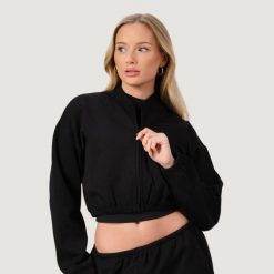 Bluza damska GymBeam NEO Black z zamkiem. Czarne bluzy damskie GYMBEAM, xs, bez wzorów, z bawełny, klasyczne, bez ramiączek, bez kaptura. Za 114.90 zł.