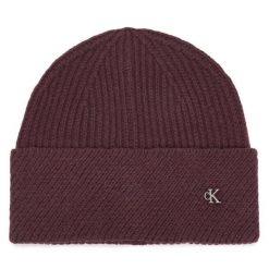 Czapka Calvin Klein. Czerwone czapki damskie Calvin Klein, na zimę, bez wzorów. Za 169.99 zł.