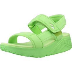 Sandały SKECHERS UNO LITE SANDAL SUNNY STAND Zielony. Zielone sandały damskie Skechers, bez wzorów, z materiału, bez obcasa, bez zapięcia. Za 169.95 zł.