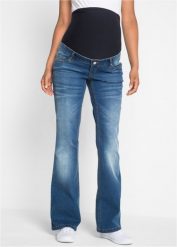 Dżinsy ciążowe bootcut. Niebieskie jeansy damskie bonprix, bez wzorów, z jeansu, moda ciążowa. Za 147.99 zł.