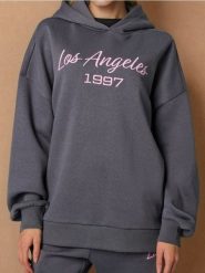 Bluza hoodie w stylu akademickim - szary. Szare bluzy damskie Sinsay, l, bez wzorów, bez ramiączek, bez kaptura. Za 45.99 zł.