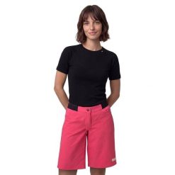 Damskie krótkie spodenki gravel Kolarstwo Siroko Lemur-W Red. Czerwone szorty damskie SIROKO, bez wzorów, z elastanu. Za 296.00 zł.