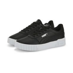 Młodzieżowe sneakersy Carina 2.0 PUMA Black Silver Gray. Czarna obuwie sportowe damskie Puma, bez wzorów, z materiału, bez zapięcia, trekkingowe. Za 234.00 zł.