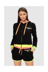 MOSCHINO Czarna bluza z kapturem i neonowym logo. Czarne bluzy damskie MOSCHINO, s, bez wzorów, z bawełny, bez ramiączek, z kapturem. W wyprzedaży za 559.99 zł.