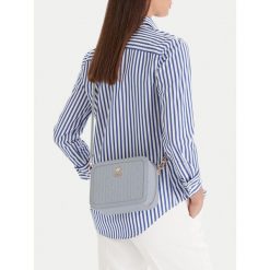 Torebka Beverly Hills Polo Club. Niebieskie listonoszki damskie Beverly Hills Polo Club, bez wzorów, bez dodatków. Za 200.99 zł.