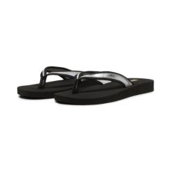 Damskie klapki Sandy Flip PUMA Black Silver Metallic. Czarne klapki damskie Puma, bez wzorów, z materiału, wakacyjne, bez obcasa, bez zapięcia. Za 190.00 zł.