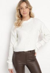 Jasnobeżowy Sweter o Pudełkowym Kroju z Prążkowanym Tłoczeniem Omelis. Brązowe swetry nierozpinane damskie Born2be, m, bez wzorów, z jeansu, eleganckie, bez kołnierzyka, bez ramiączek. Za 99.99 zł.