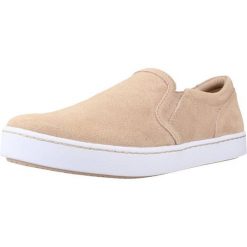 Buty CLARKS PAWLEY BLISS Nago. Czerwone obuwie trekkingowe damskie Clarks, z tkaniny, bez zapięcia. Za 194.99 zł.