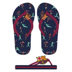 FC Barcelona klapki japonki unisex na plaże i basen. Czerwone klapki damskie Cerda, bez wzorów, z materiału, bez zapięcia. Za 59.00 zł.