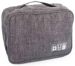 Organizer podróżny na kable Torba elektroniczna szara 25 x 20 cm. Szare torby podróżne damskie Erima, bez wzorów. Za 133.99 zł.
