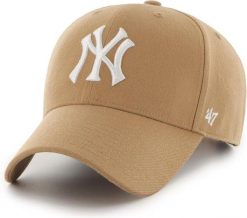 Czapka z daszkiem - New York Yankees Czapka regulowana. Brązowe czapki damskie 47 Brand, bez wzorów, z materiału. Za 190.50 zł.